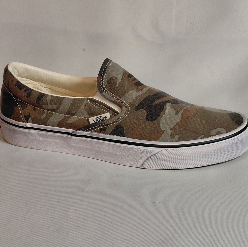 Vans Slip On Shoes Sneakers Men 7 Women 8.5 Camo Green Brown Comfort Low Skate